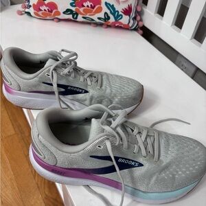 Brooks Women’s Ghost 16 Cushion Running Shoes with Pink and Blue Accents